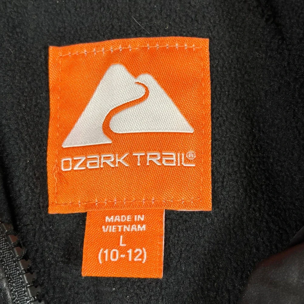 Ozark Trail Puffer Jacket Youth Size L (10-12) Black Hooded Full Zip